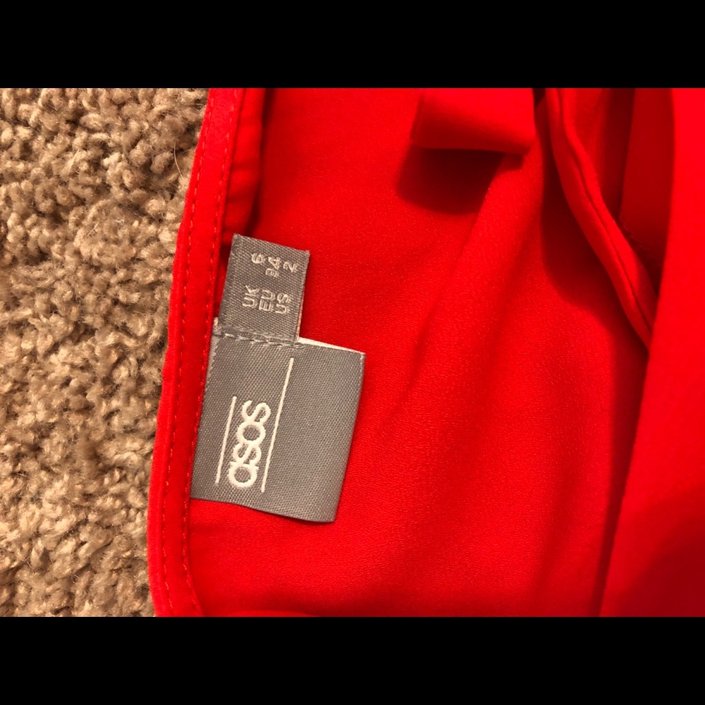 Red blouse - Picture 3 of 3